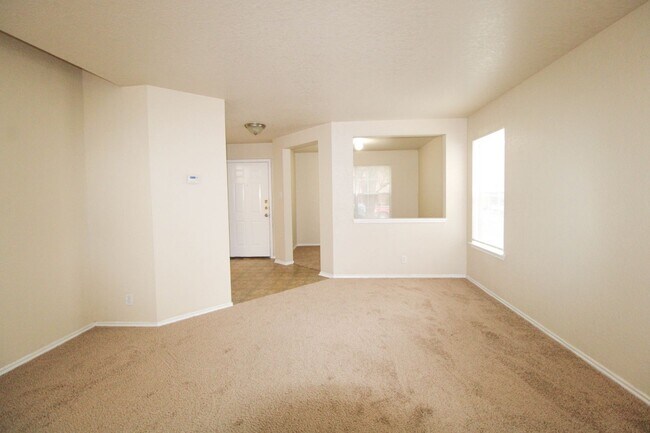 Building Photo - 16122 Branching Oaks