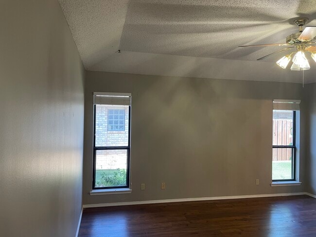 Building Photo - 4557 Shingle Oak Ln