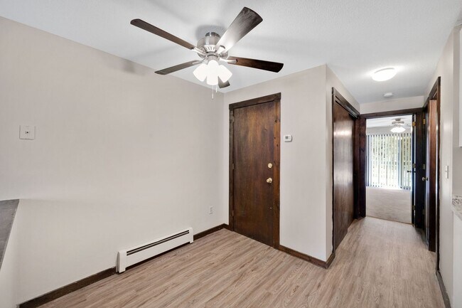 Building Photo - Decisions made easy when it comes to choos...