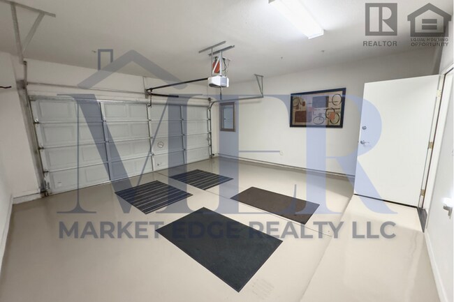 Building Photo - 2Bed/2Bath Furnished Condo in Superstition Springs -- Golf Course Views! -- 2 Car Garage!