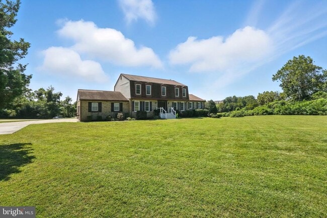 Primary Photo - 10719 Old Colchester Rd