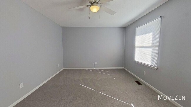 Building Photo - 215 Lafayette Rd