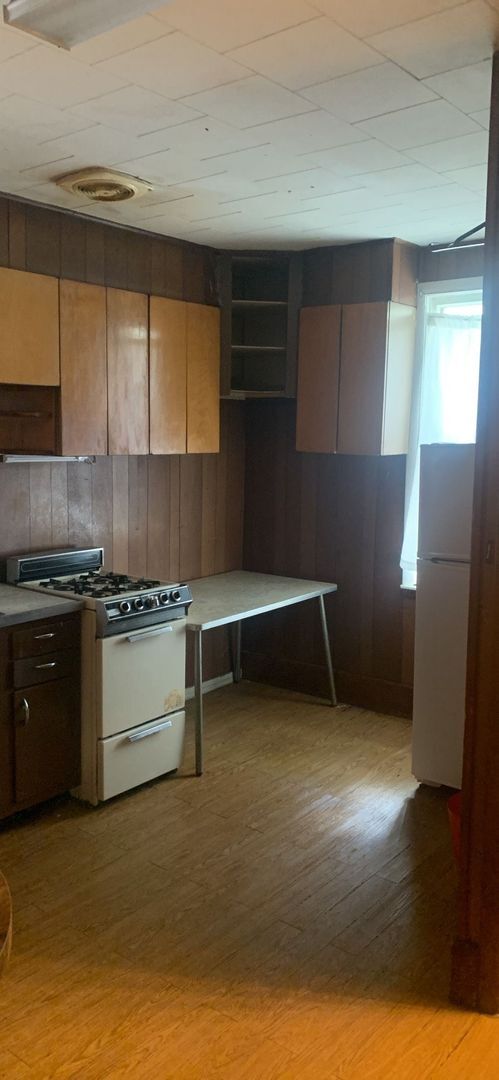 Building Photo - 121