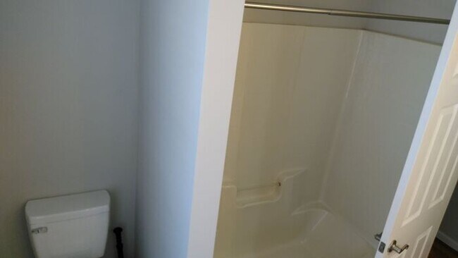 Building Photo - Spacious Home in Ballantyne!!!
