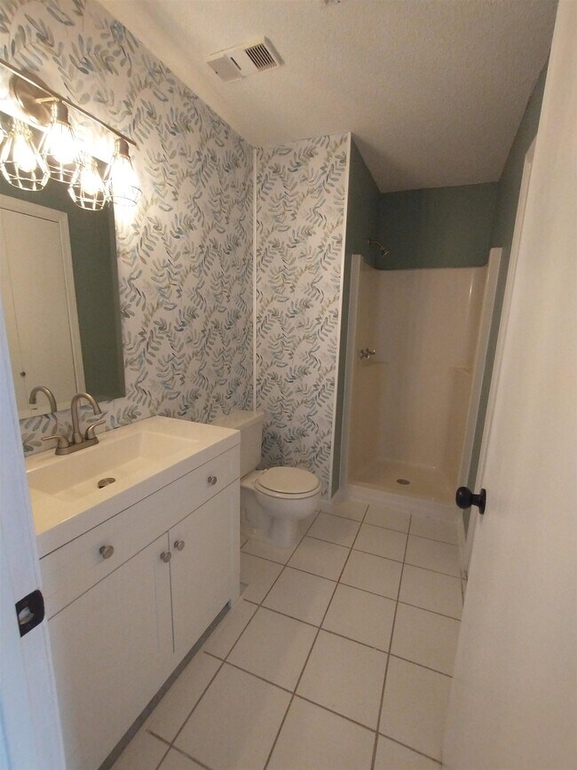 Building Photo - 7700 Porcher Dr