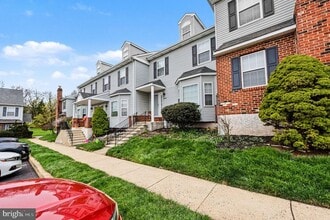 Building Photo - 1802 Harrison Ct