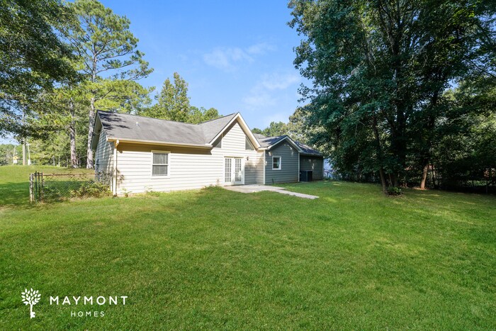 Building Photo - 155 Woodcrest Dr