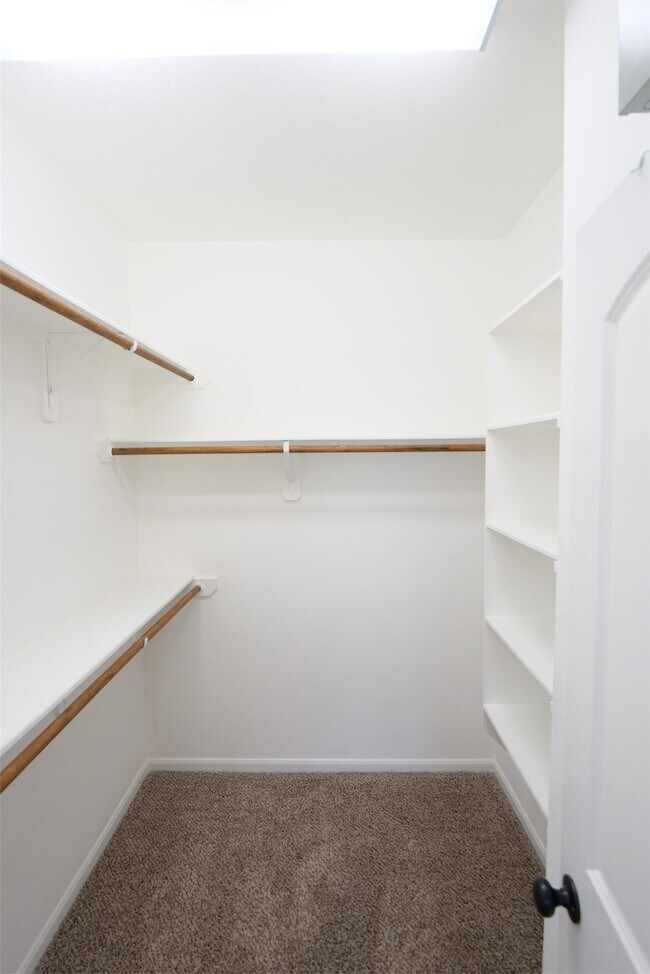 Building Photo - 12211 Stellano Ln