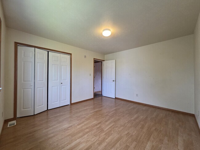 Building Photo - 111 N Pondera Ave
