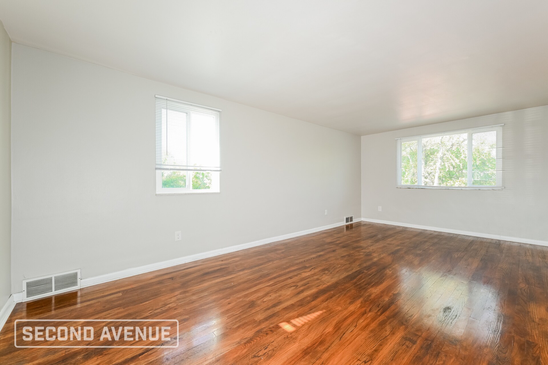 Building Photo - 320 Marbury Dr