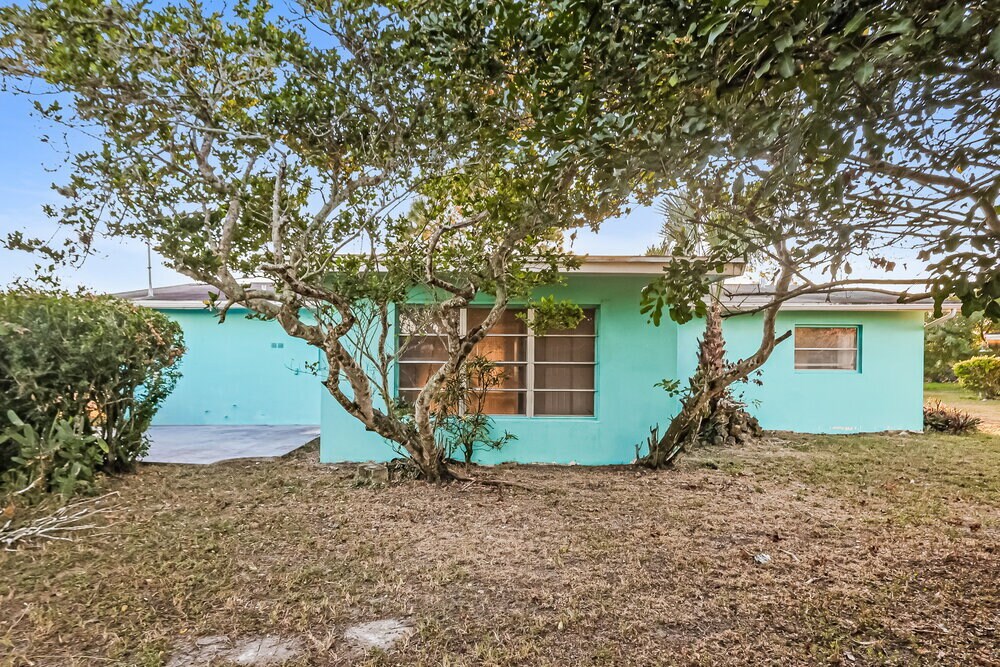 Building Photo - 344 Crestwood Ave