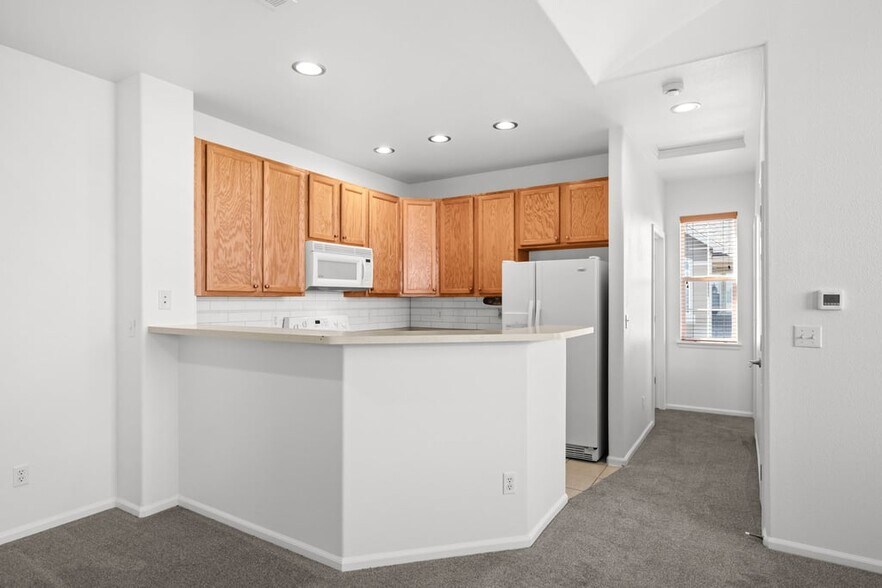 Kitchen - 111 Granby Way