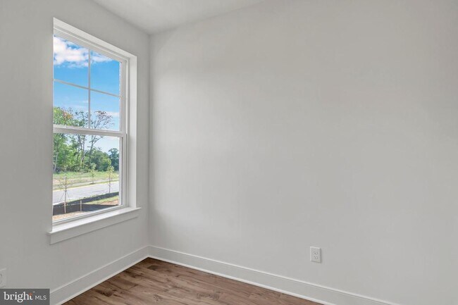 Building Photo - 1648 Sandpiper Bay Lp