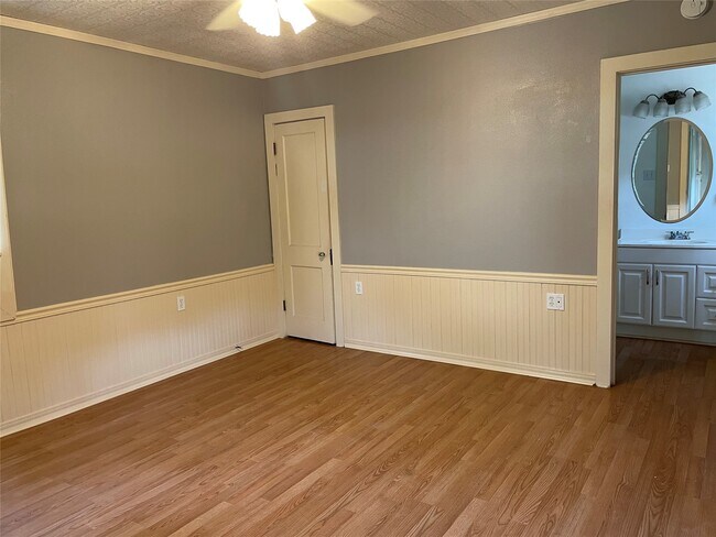 Building Photo - 3326 Triplett St