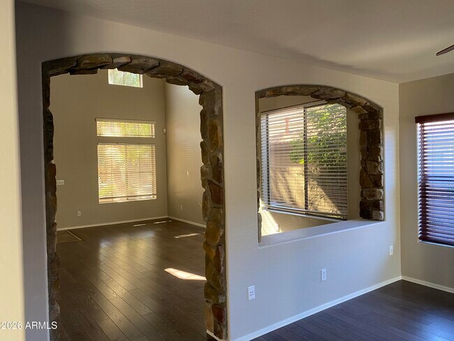 Building Photo - 4750 E Preserve Way