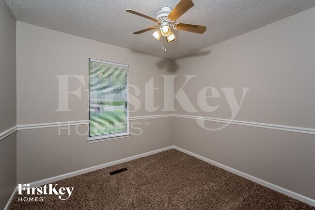 Building Photo - 3104 Cobblestone Dr