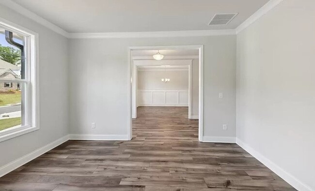 Building Photo - Welcome to Overlook at Marina Bay: Luxury and Comfort Combined