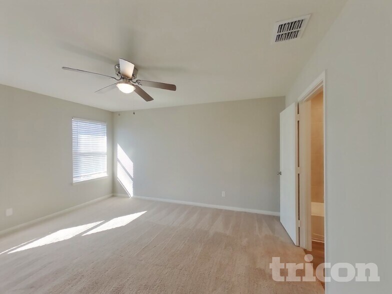 Building Photo - 11826 Davalos Ln