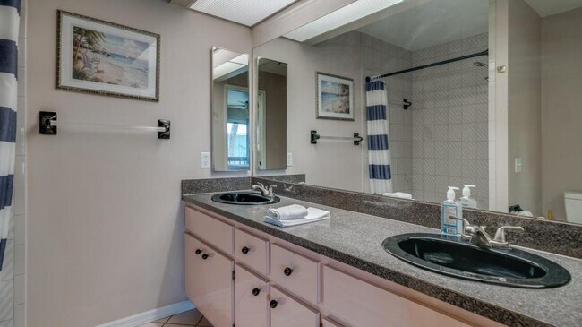 Building Photo - 155 Anchorage St