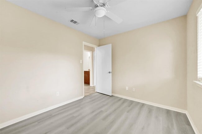 Building Photo - 2955 High Plains Dr