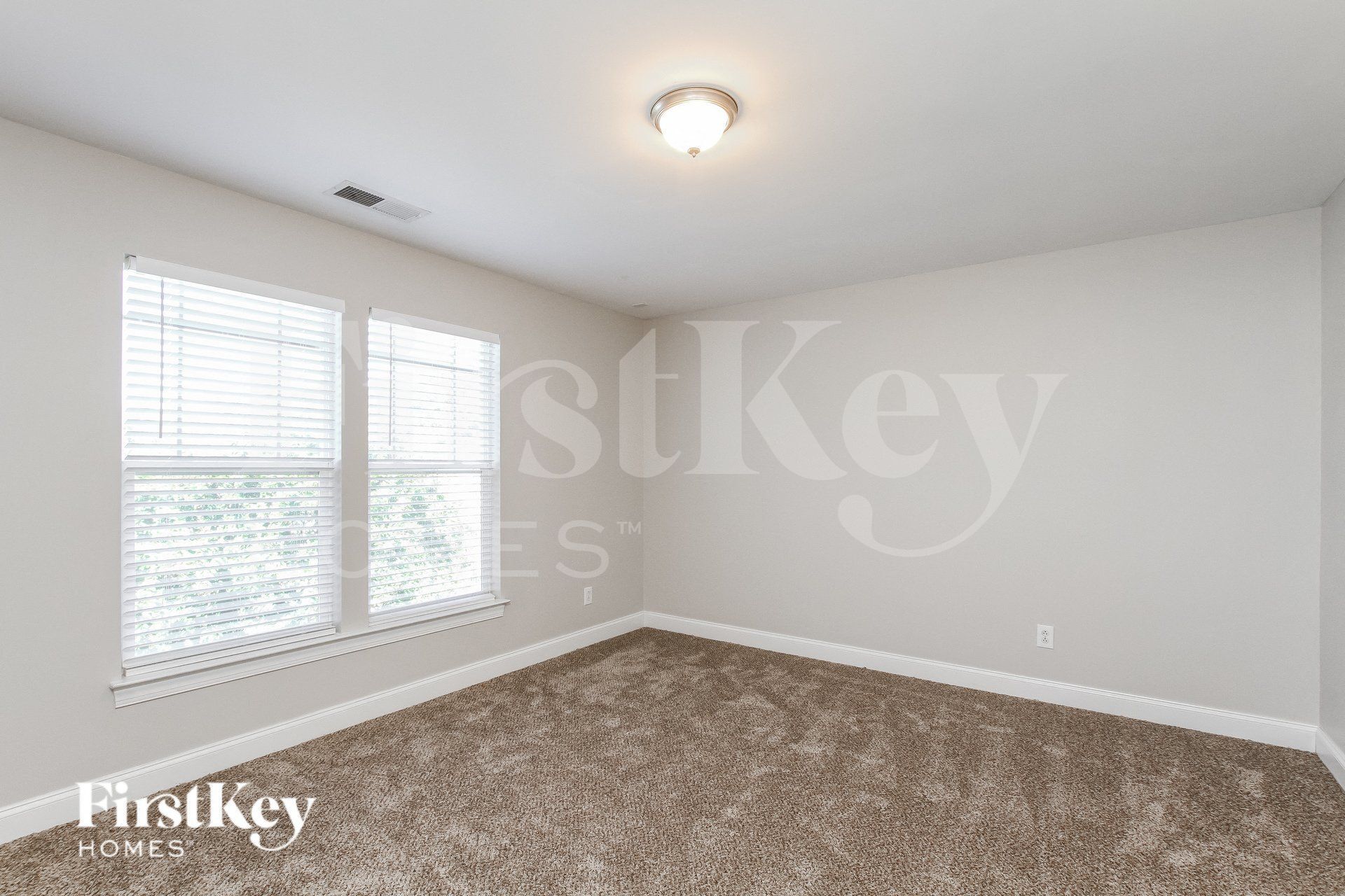 Building Photo - 15636 Seafield Ln