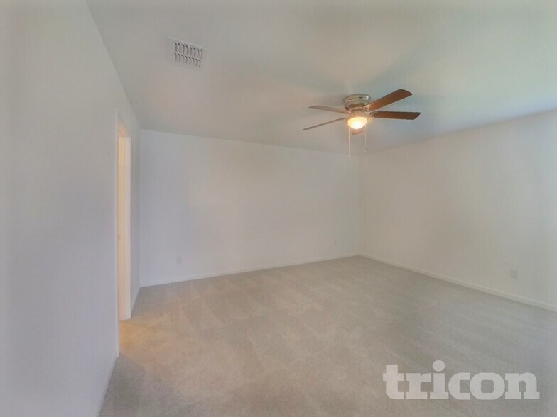 Building Photo - 1636 Baugh St