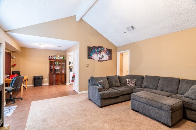 Building Photo - 3034 Deer Valley Dr