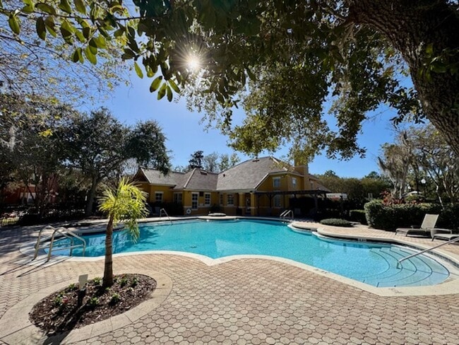 Building Photo - 8842 Villa View Cir