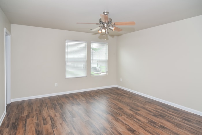 Building Photo - 134 Whitestone Dr NE