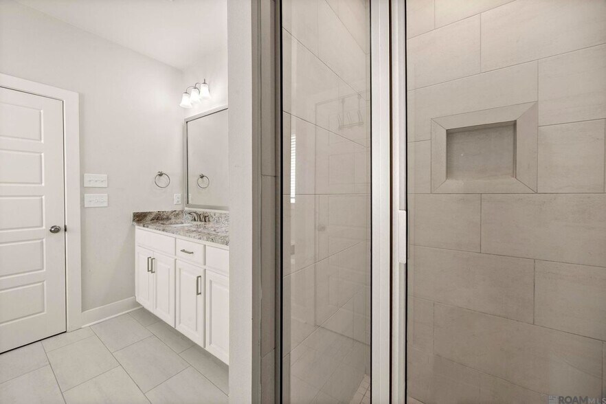 Building Photo - 3143 Canewood Ln