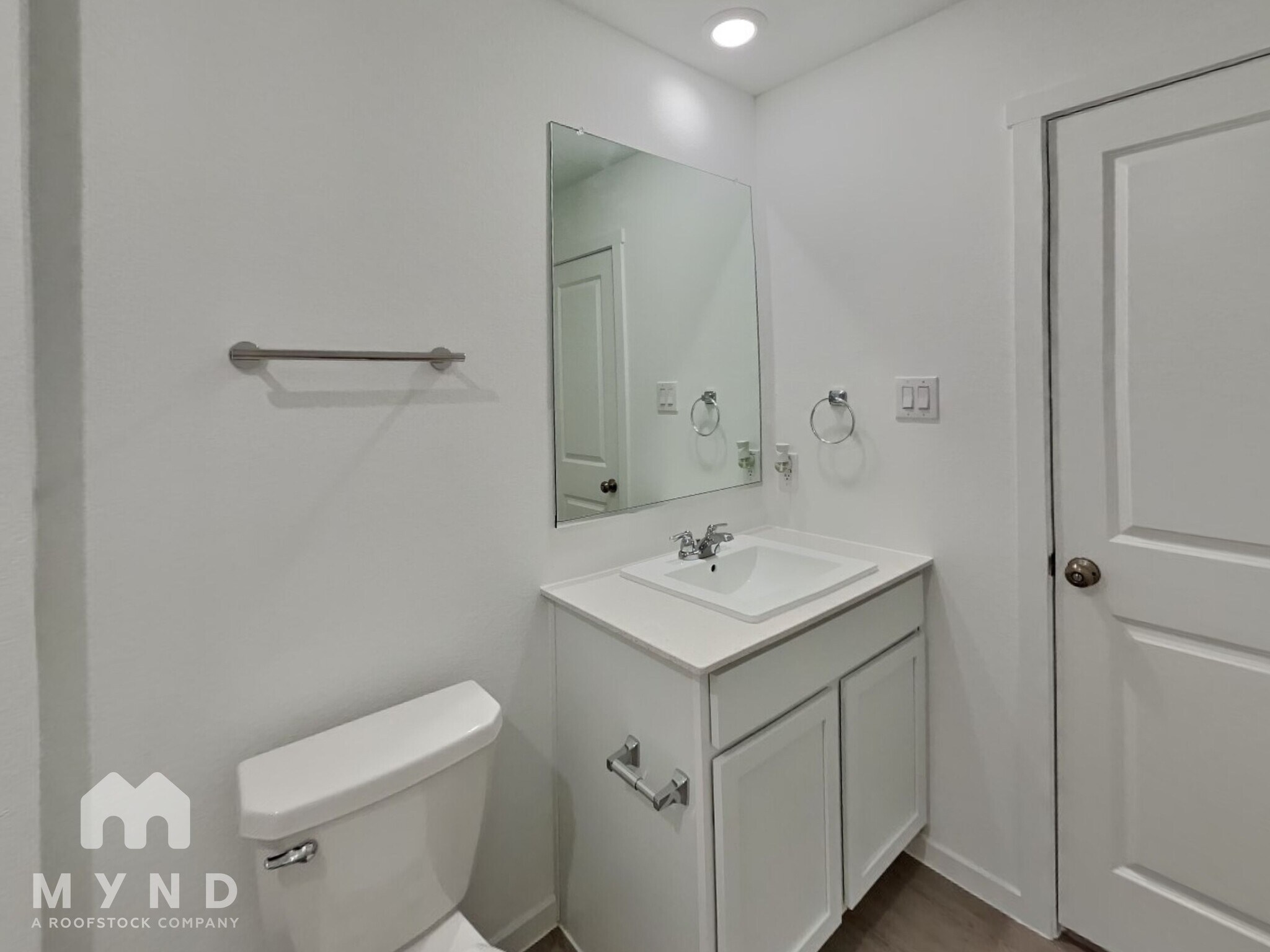 Building Photo - 1262 Basswood Dr
