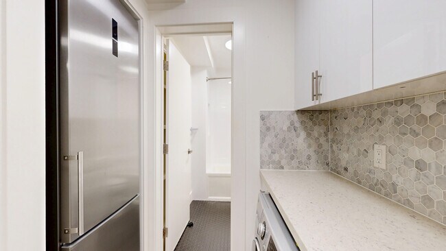 Building Photo - 591 Dolores St