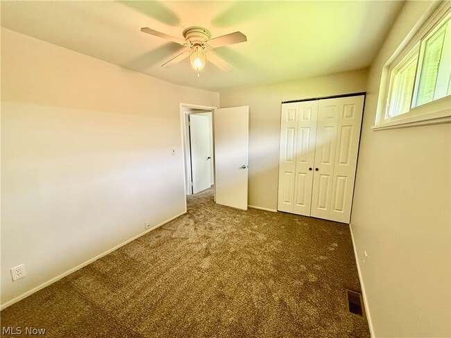 Building Photo - 9214 Blueberry Ln