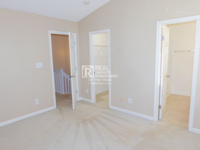 Building Photo - MOVE IN SPECIAL! Lovely End Unit 2BR/2.5BA...