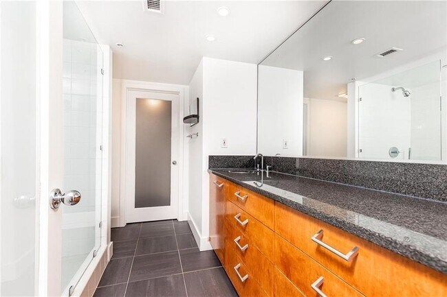 Building Photo - 199 14th St NE