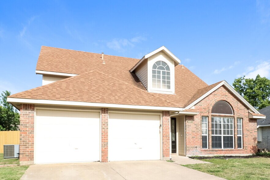 Building Photo - 4612 Greenwich Dr