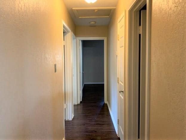 Building Photo - 2123 Williamsburg Ct S
