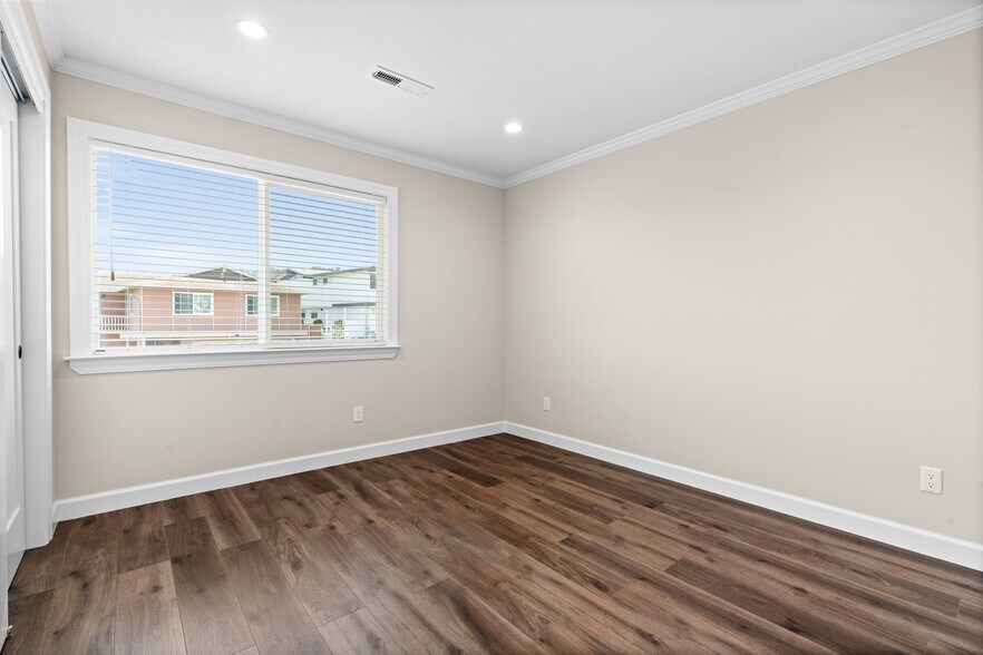 Building Photo - 2480 Ardee Ln
