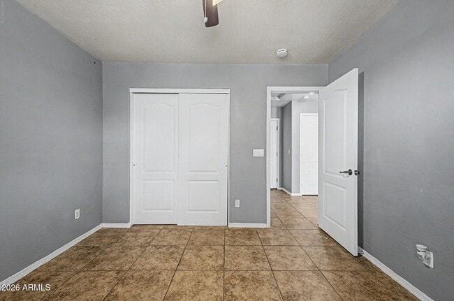 Building Photo - 11207 W Hopi St