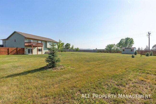 Building Photo - 22725 Rando Ct