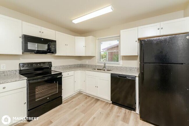 Building Photo - 4240 Cody Dr