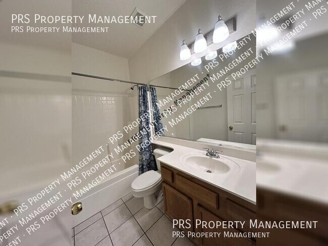Building Photo - 2778 E Devon Ct