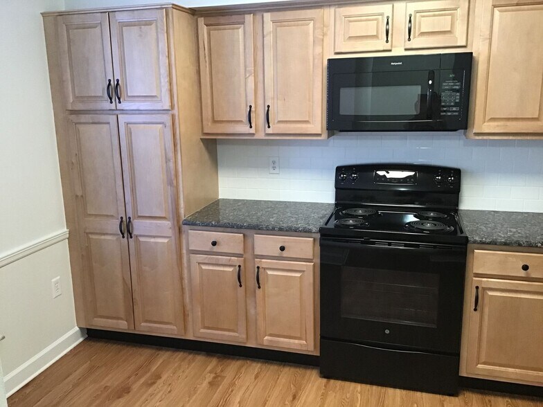 Interior Photo - Chateau d'Eden