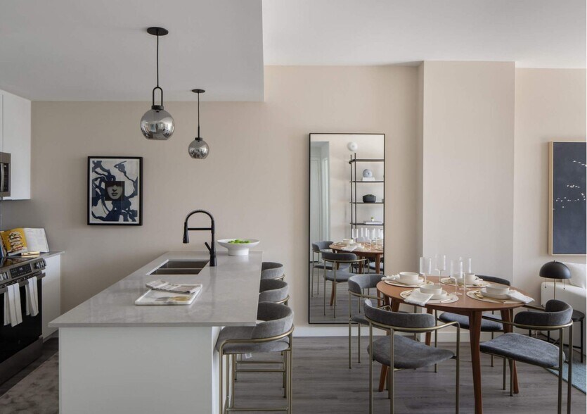 Building Photo - 285 NW 32nd St