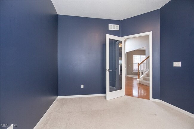 Building Photo - 2553 Seton Dr