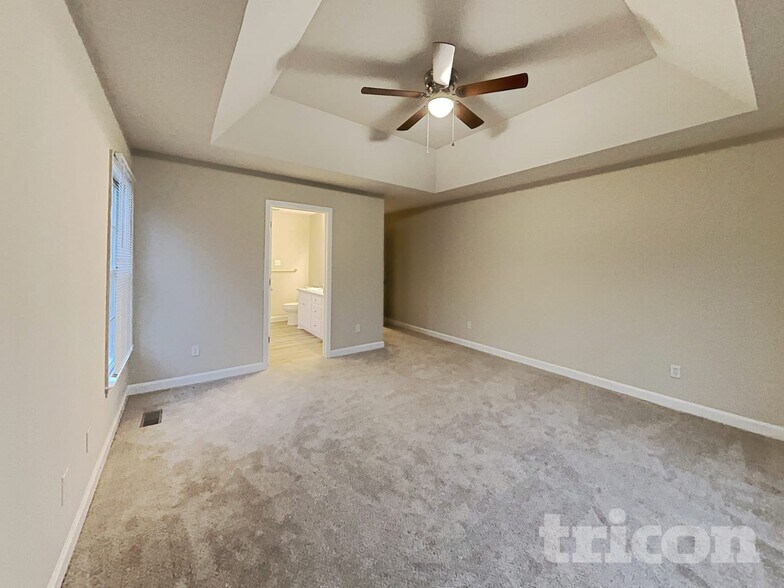 Building Photo - 618 Tillman Ct