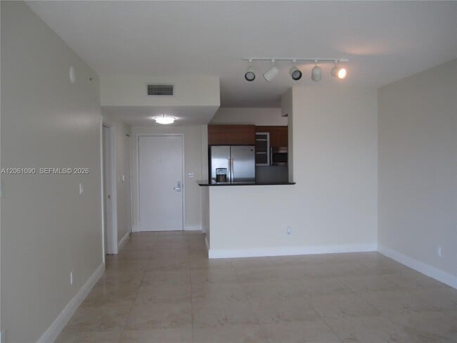Building Photo - 325 S Biscayne Blvd