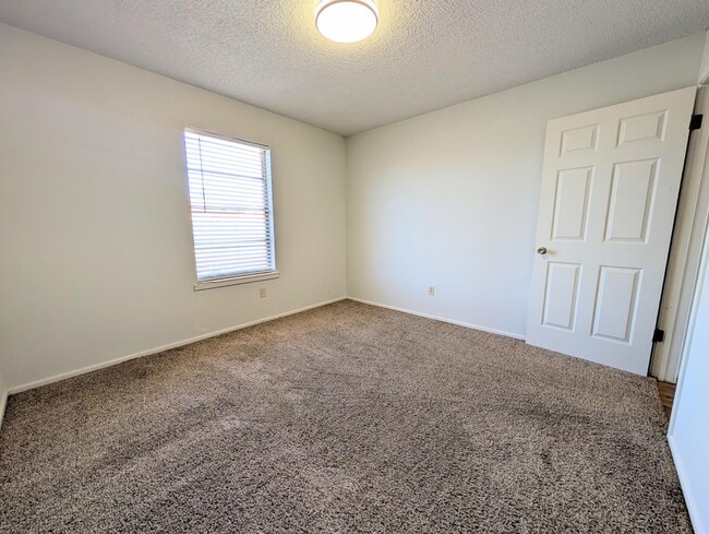 Building Photo - 9616 Bangor Ave