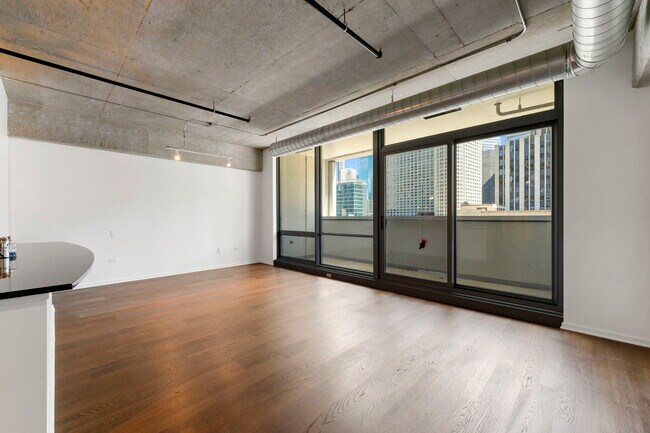 Living Room - 240 E Illinois St