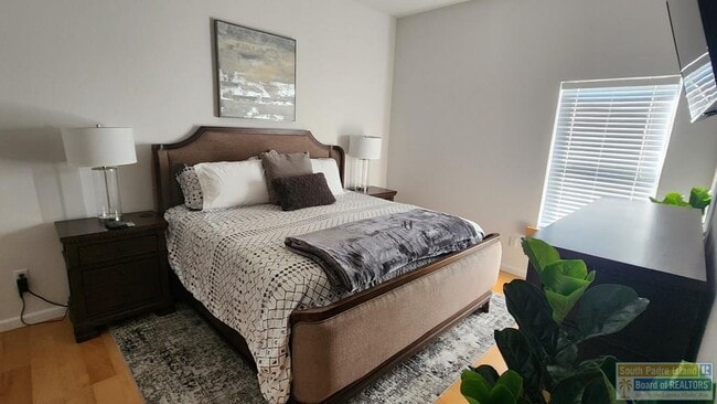 Building Photo - 77 Santa Isabel Blvd